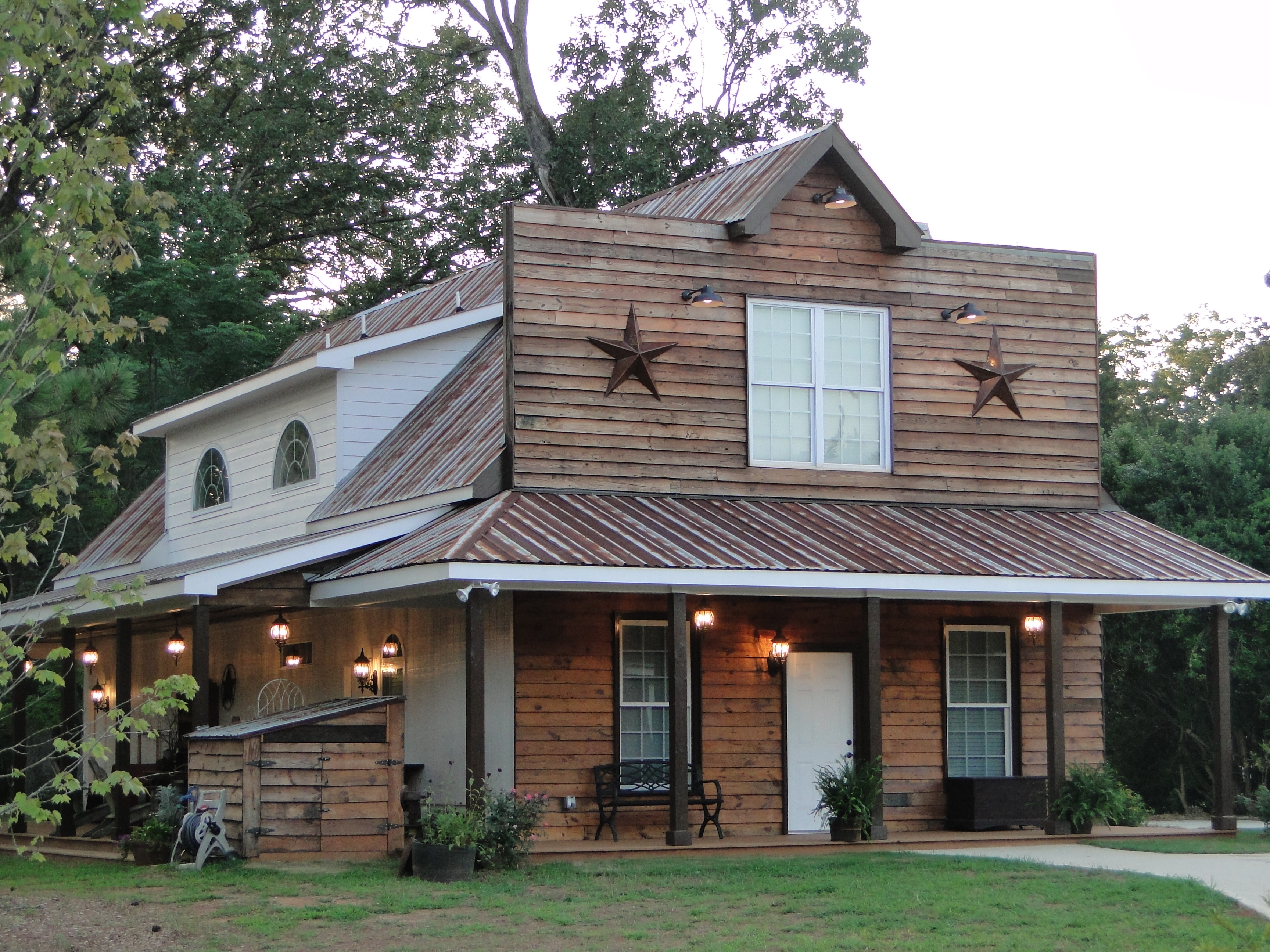 Rustic Georgia Wedding Venue